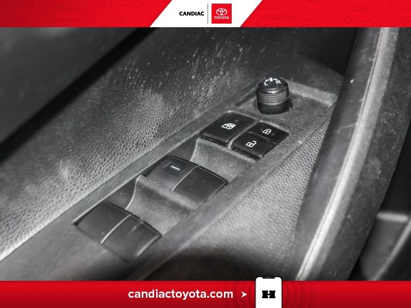 Toyota Corolla TR04125 | L - ASSISTANCE CONDUITE - A/C - GR ÉLECTR 2022 Argent Laval - photo #17