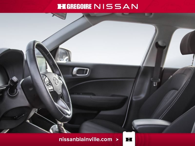 Hyundai Venue 2025 Blainville - photo #11