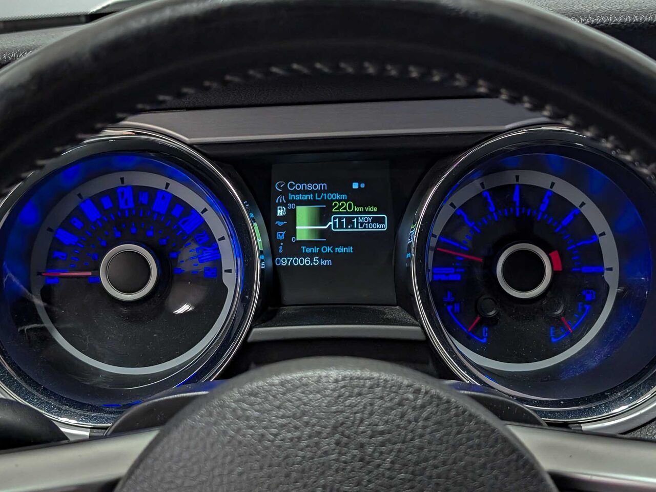 Ford MUSTANG Convertible V6 Premium Automatique 2013 Blanc Sherbrooke - photo #24
