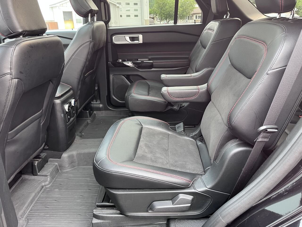 2024 Ford Explorer Black Mont-Laurier - photo #14