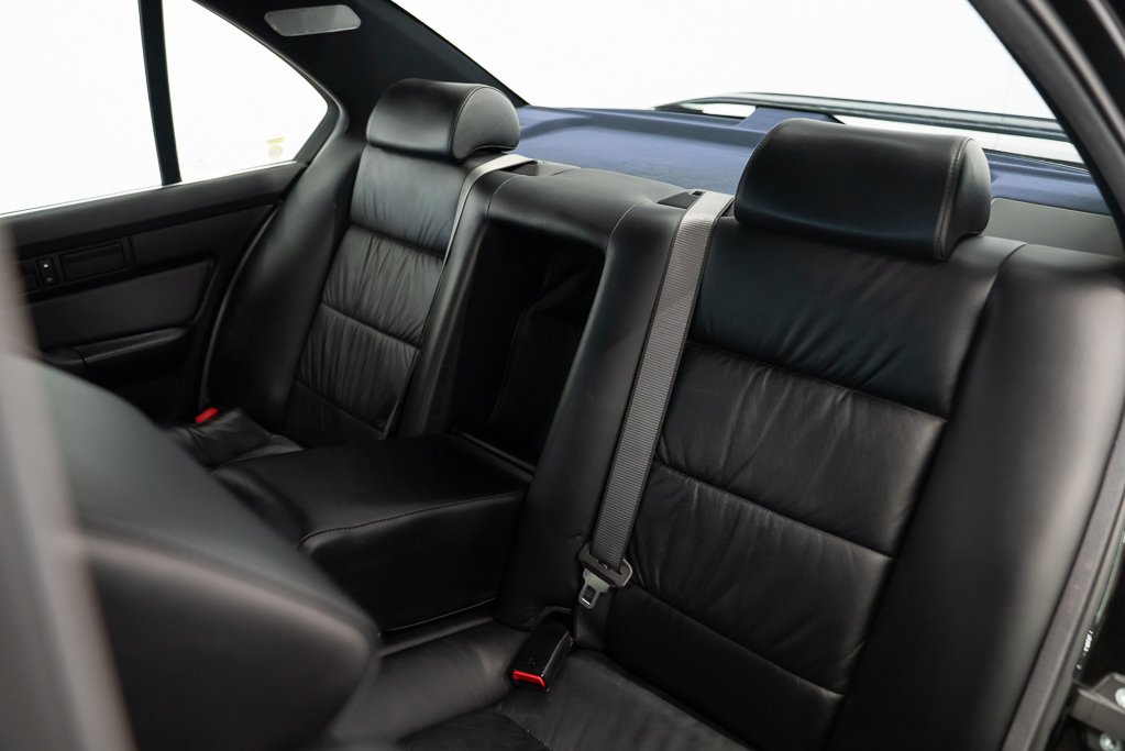 BMW M5 LOW KM! - $94500 USD 1992 Noir Montréal - photo #26