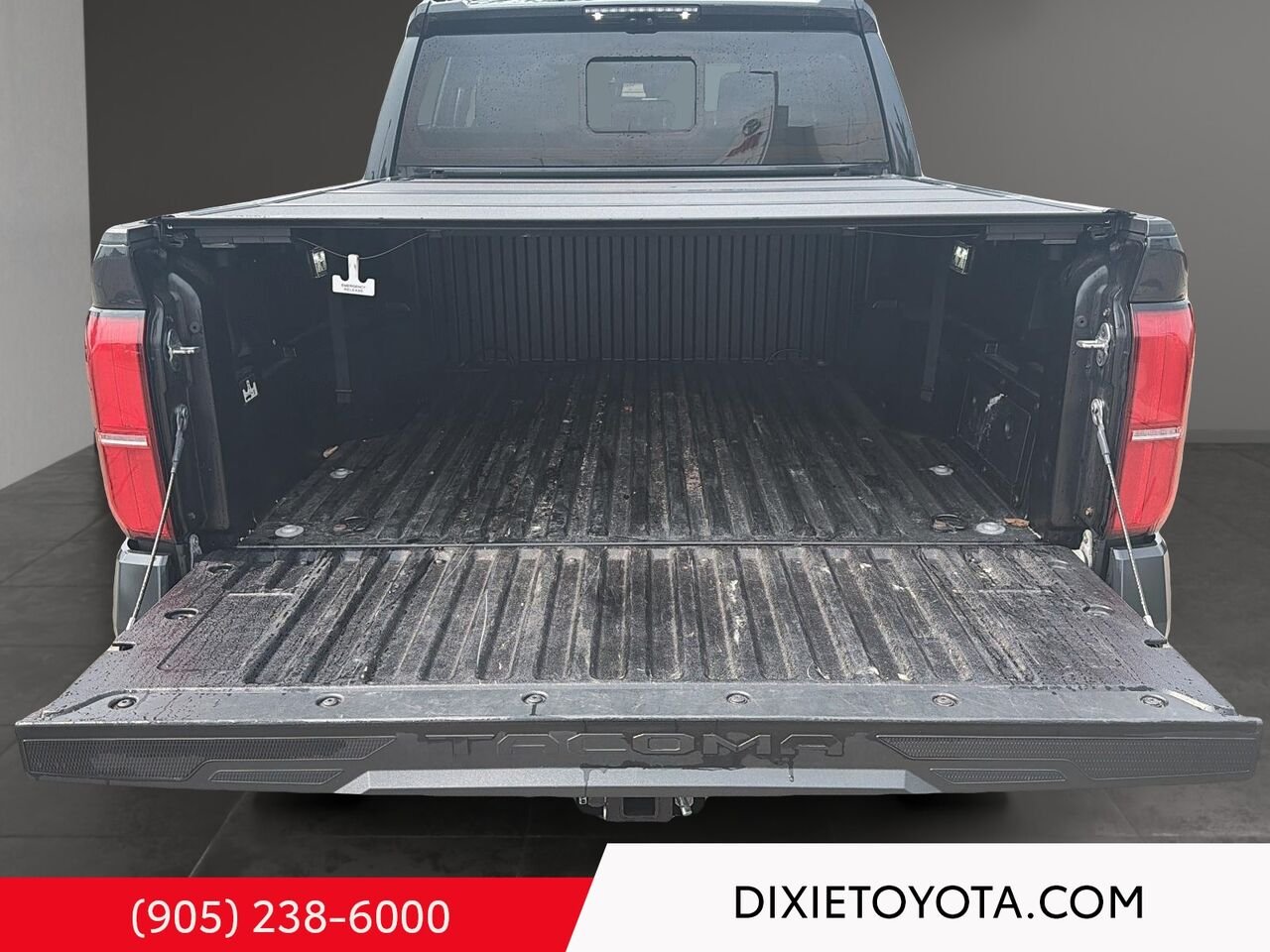 2024 Toyota Tacoma TRD OFFROAD PREMIUM 4WD / HEATED SEATS / LEATHER SURFACE / MOONROOF / ALLOY WHEELS / CARPLAY AND ANDROID AUTO gray Mississauga - photo #20