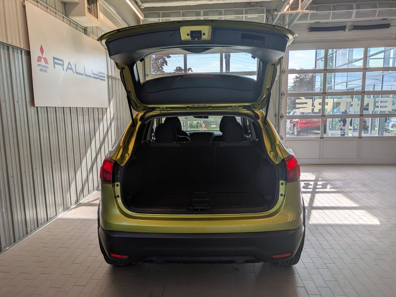 Nissan Qashqai 2017 Vert Gatineau - photo #3