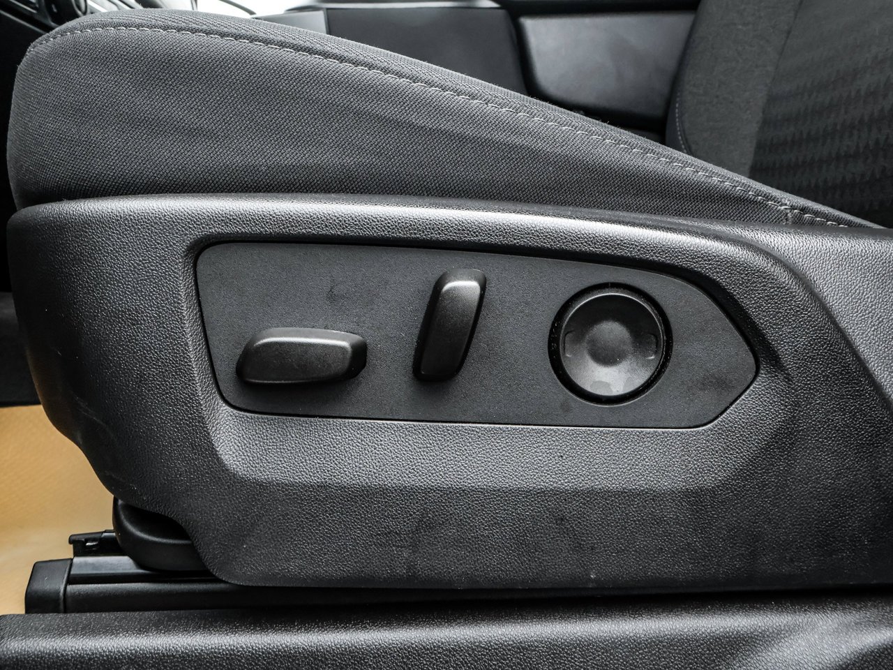 2024 Chevrolet Silverado 1500 4WD Crew Cab 147 RST Black Sherwood Park - photo #20