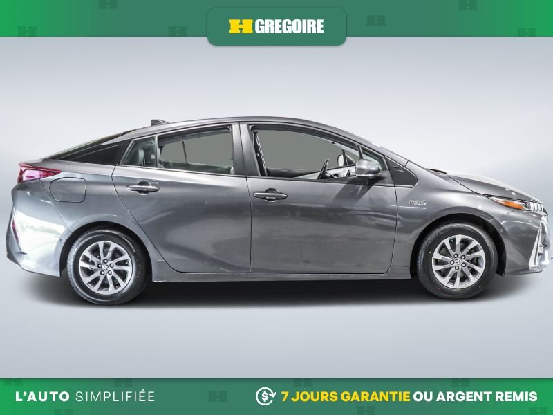 Toyota Prius 820996 | Upgrade AUTO AC MAGS CUIR NAV CAM RECULE 2021 Gris Laval - photo #10