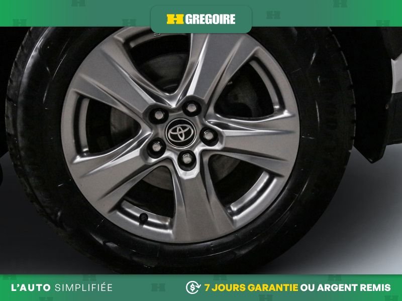 2022 Toyota Rav 4 White Saint-Eustache - photo #8