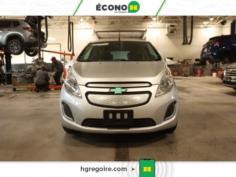 2015 Chevrolet Spark Silver Blainville - photo #1