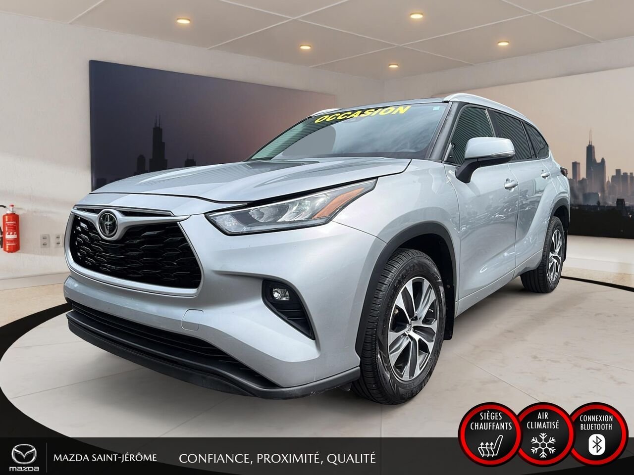Toyota Highlander 2022 Argent Saint-Jérôme - photo #0