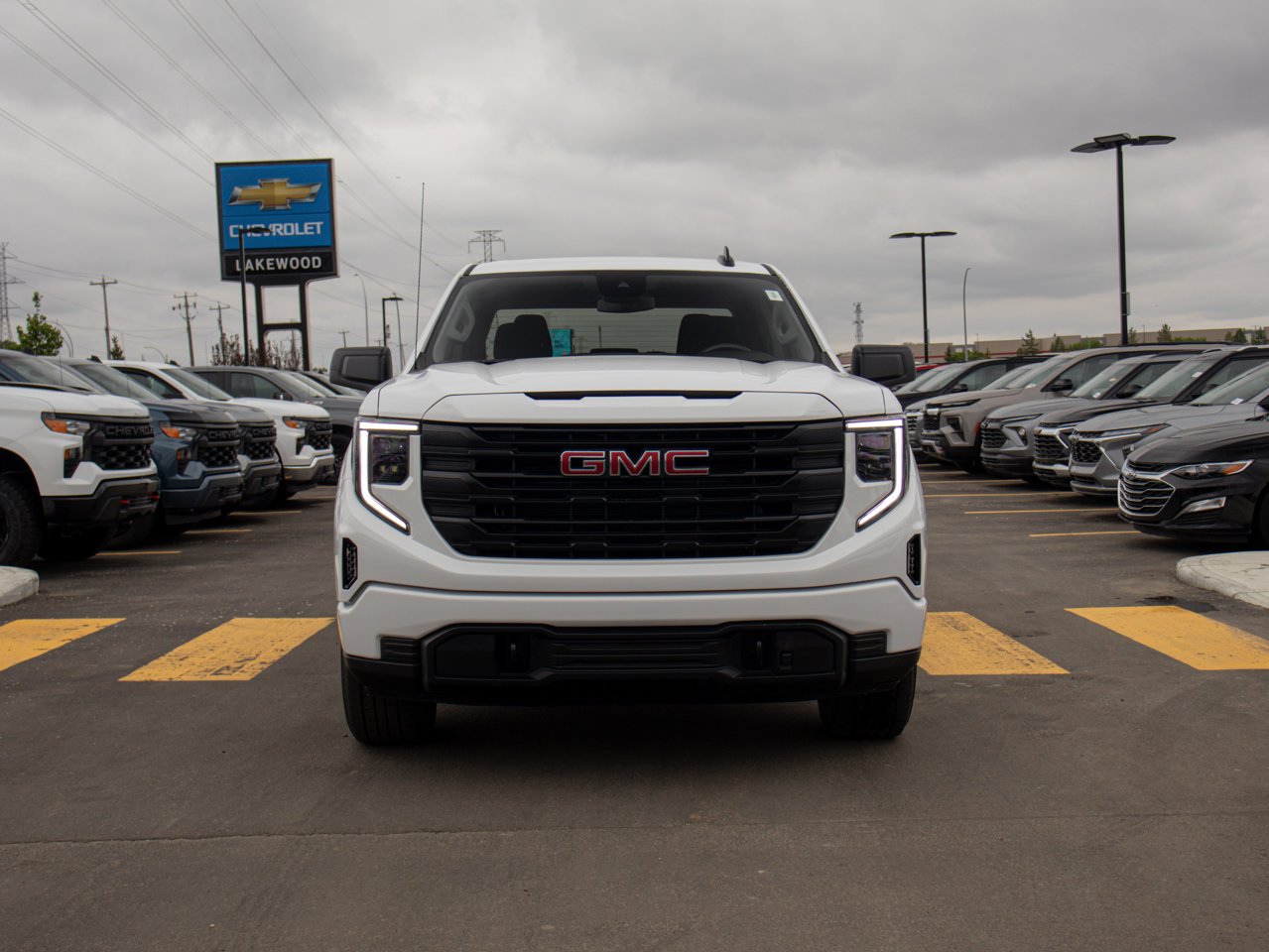 2024 GMC Sierra 1500 4WD Crew Cab 147 Pro White Sherwood Park - photo #2
