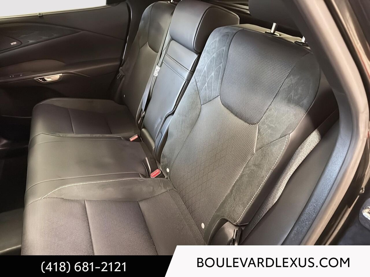 LEXUS RX 601176 2024 Noir Québec - photo #17