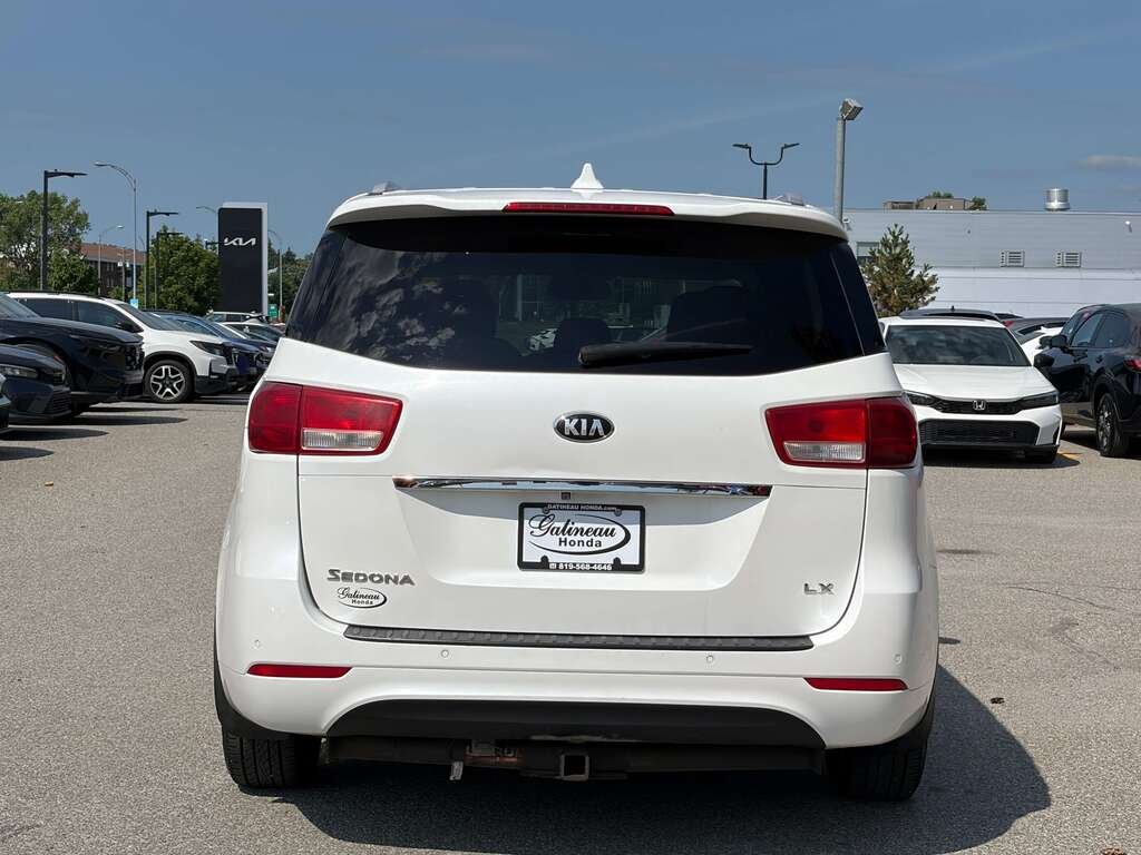Kia Sedona LX 2018 Blanc Gatineau - photo #4