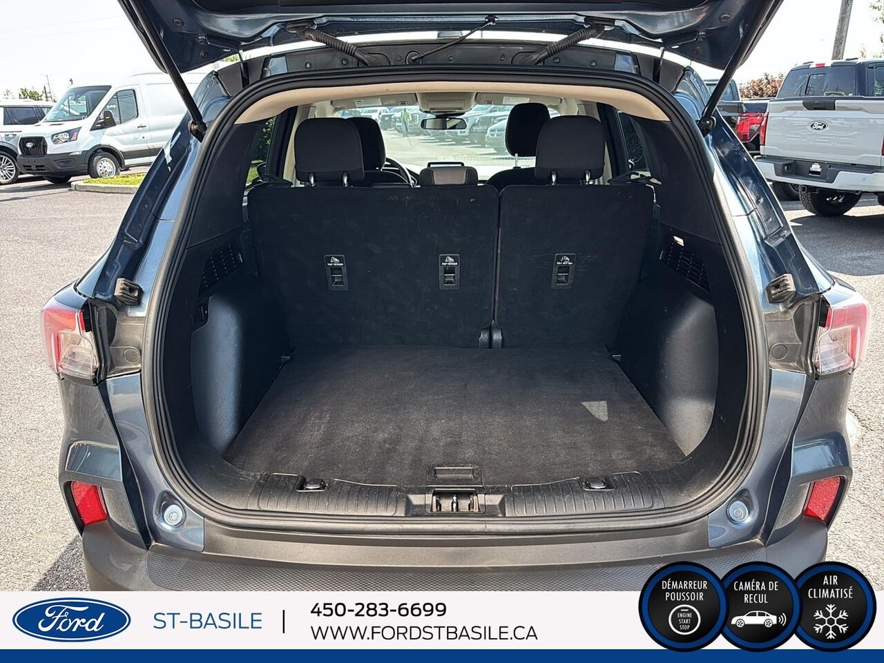 Ford Escape 2020 Bleu Saint-Basile-le-Grand - photo #13