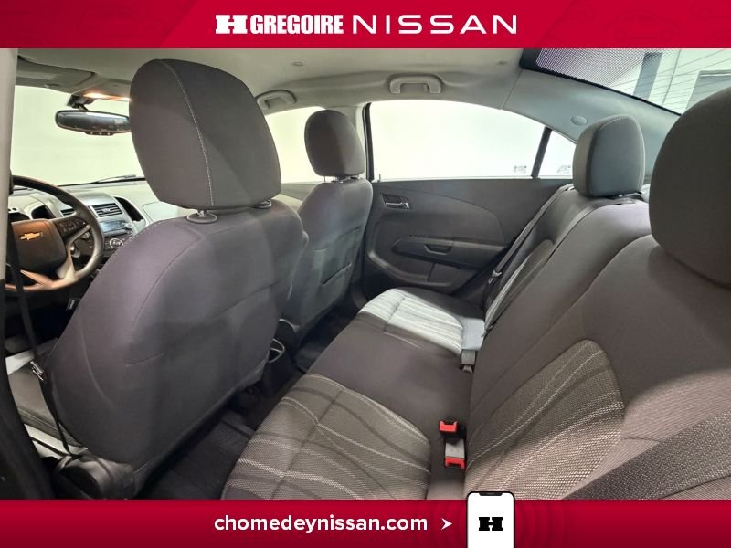 Chevrolet Sonic 2014 Gris Laval - photo #22