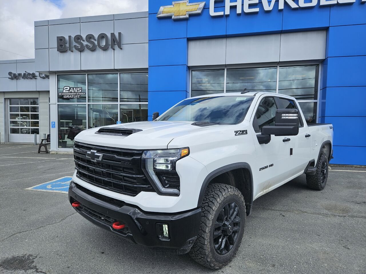 Chevrolet Silverado 2500HD LT cabine multiplace 4RM 159 po 2026 BLANC SOMMET Thetford Mines - photo #0