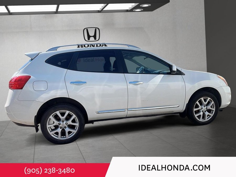 2013 Nissan Rogue 2013 White
