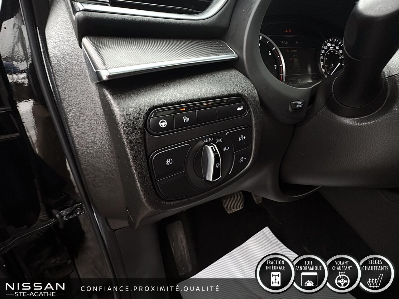2022 INFINITI QX50 Black Sainte-Agathe-des-Monts - photo #15