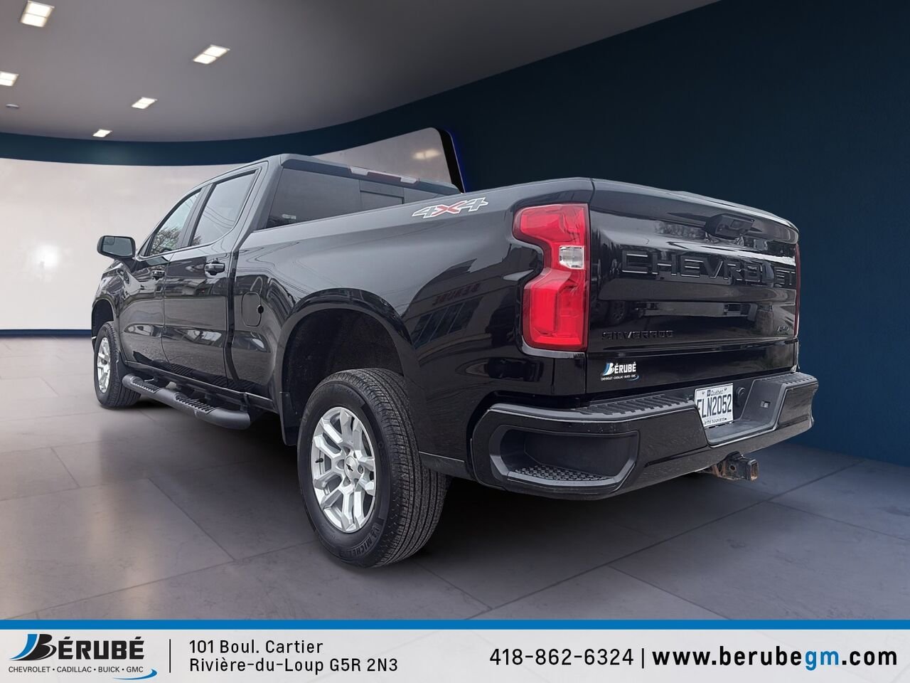 CHEVROLET Silverado 1500 4WD Crew Cab 2024 Noir Rivière-du-Loup - photo #3