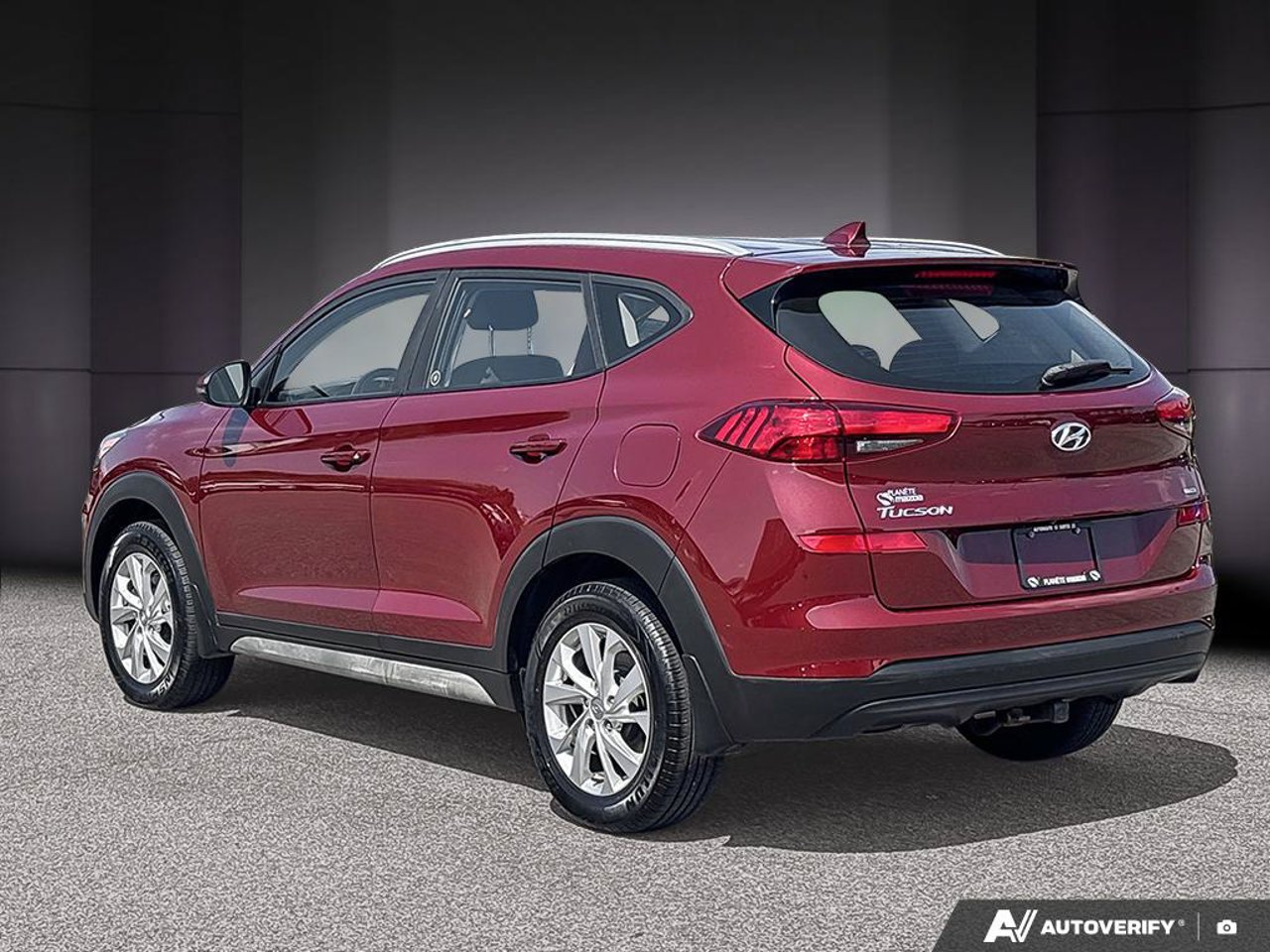 2019 Hyundai Tucson KM8J3CA48KU973097 Red Mirabel - photo #2