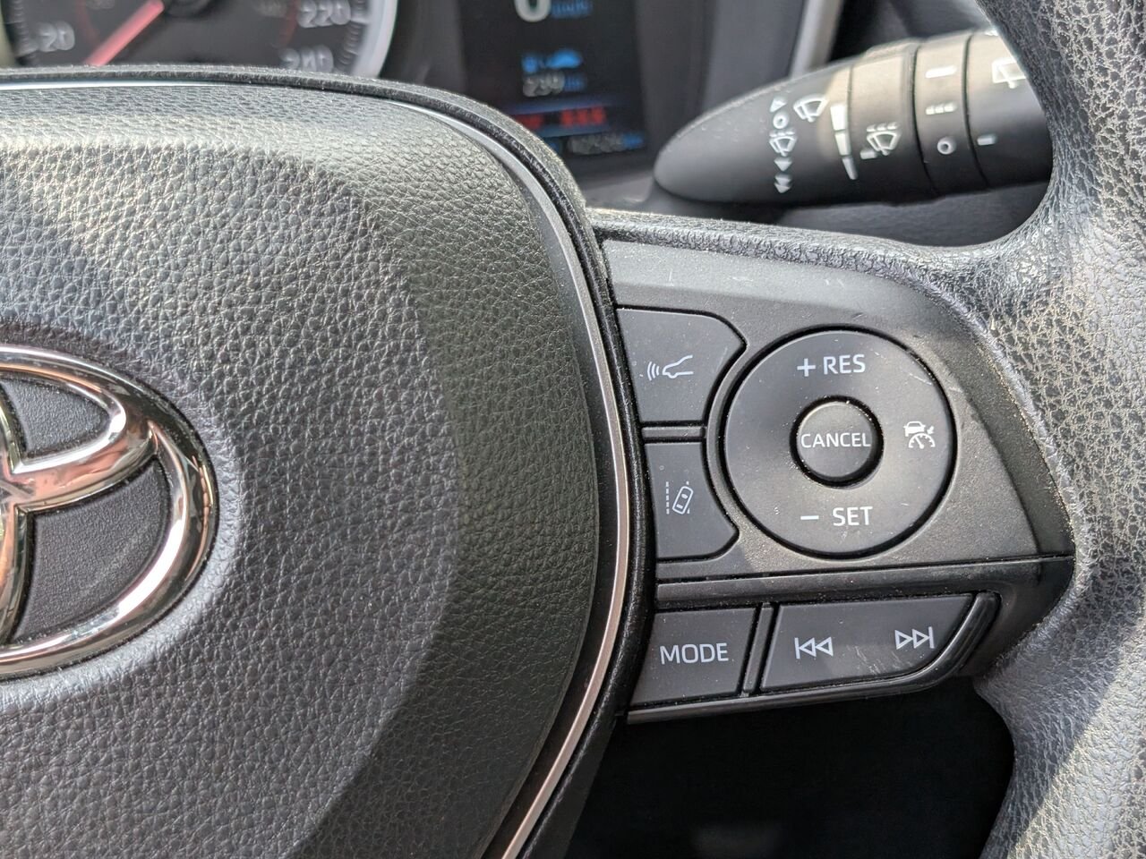 Toyota Corolla à hayon BASE/SIÈGES CHAUFFANTS/CAMÉRA DE RECUL/BLUETOOTH/AC 2022 Bleu Sherbrooke - photo #12