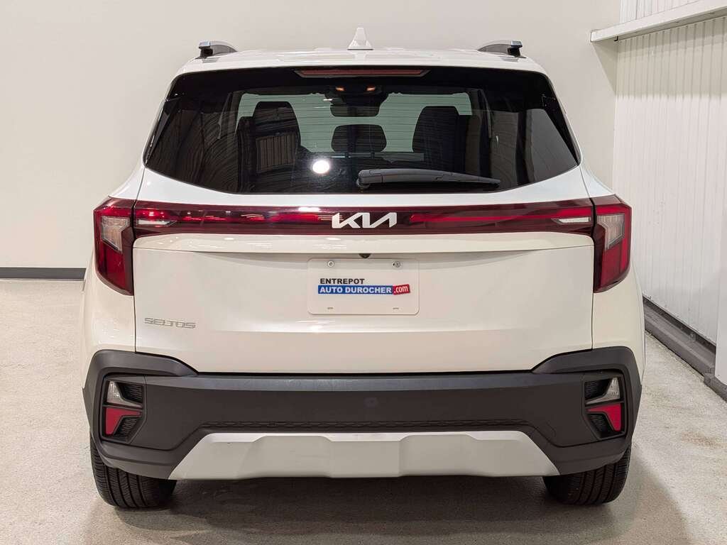 Kia Seltos LX FWD 2024 Blanc Val-David - photo #6