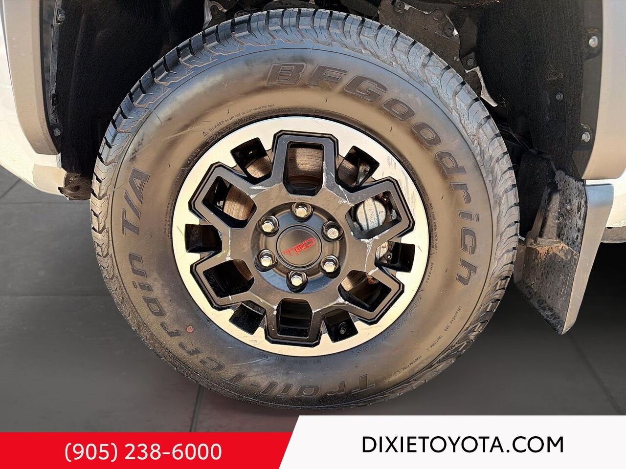 2024 Toyota Tacoma TRD OFFROAD / CLEAN CARFAX / HEATED SEATS / REAR DIFF LOCK / ALLOY WHEELS / CARPLAY AND ANDROID AUTO White Mississauga - photo #6