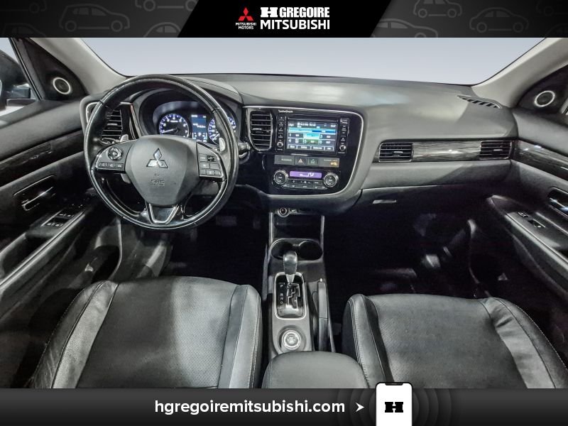 2016 Mitsubishi Outlander Red Blainville - photo #18