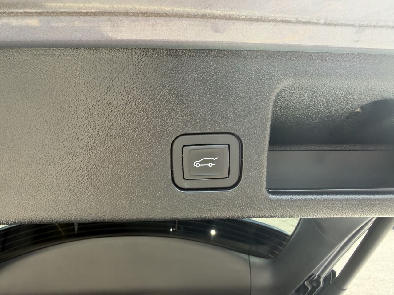 2024 Chevrolet Equinox EV 2RS Grey Laval - photo #17
