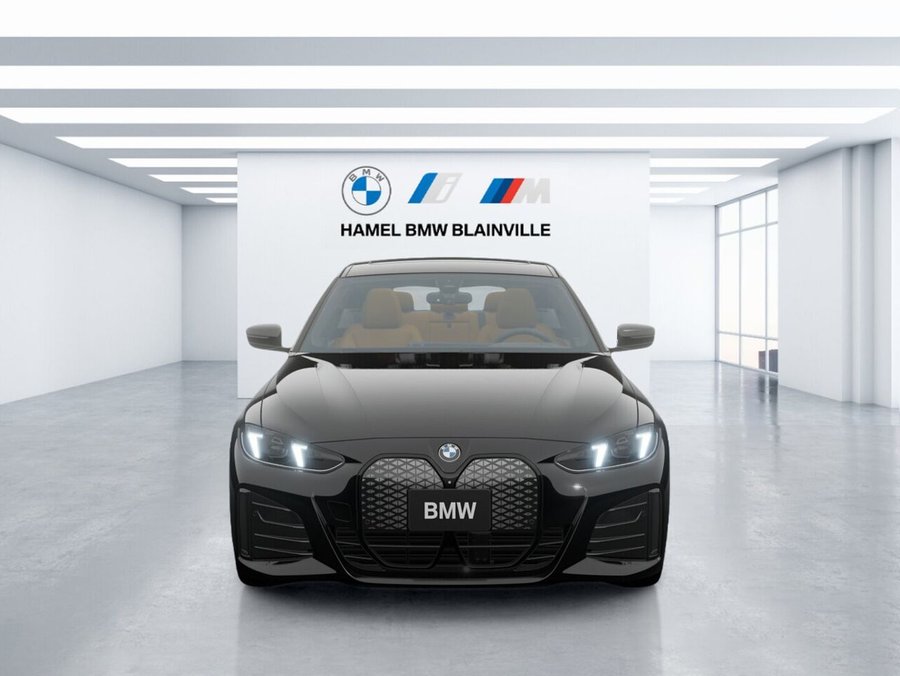 2026 BMW i4 2026 Black Sapphire Metallic