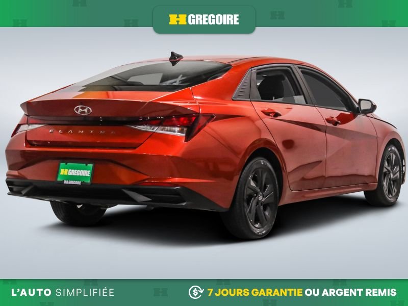 2022 Hyundai Elantra Red Laval - photo #8