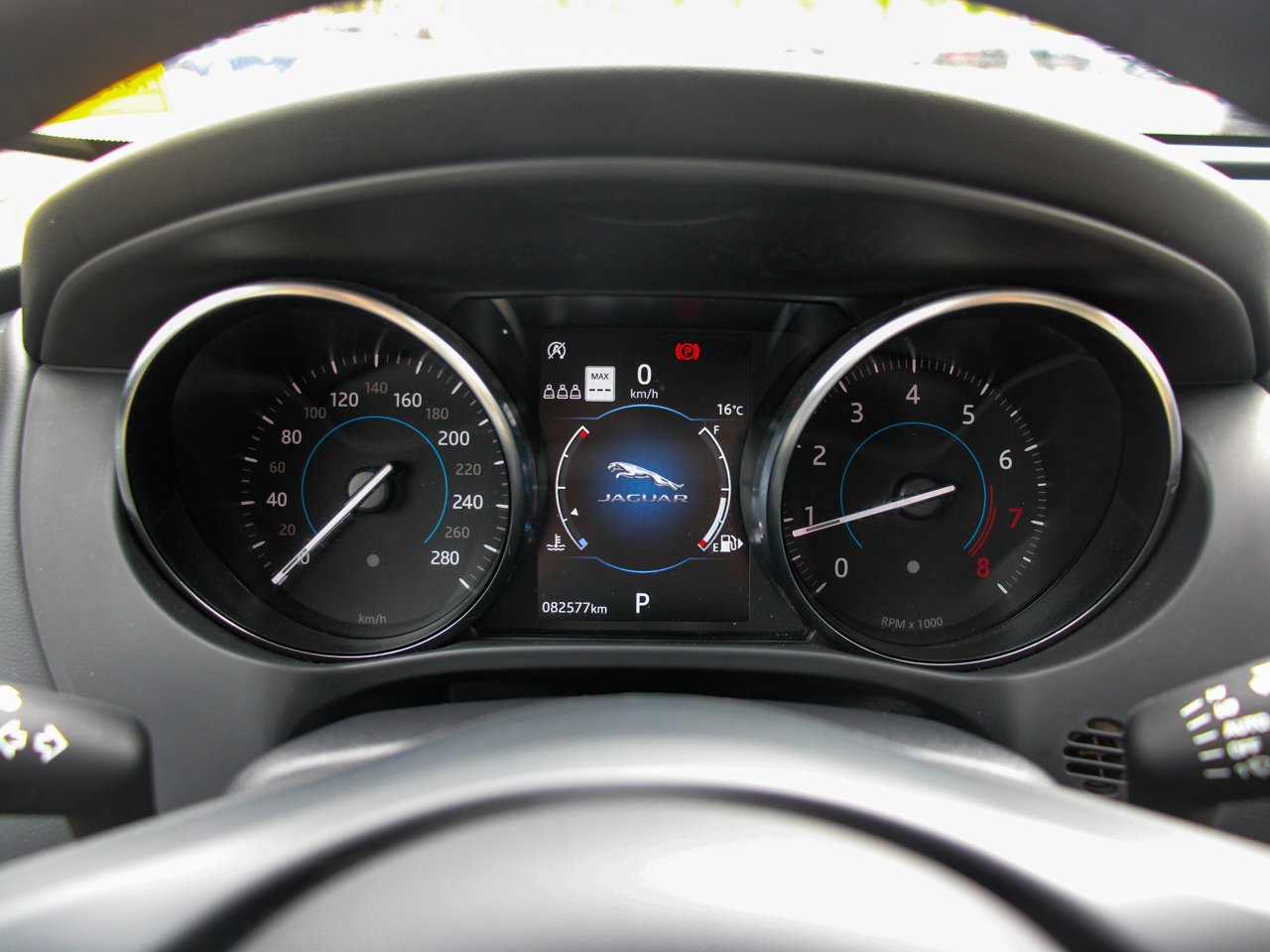 2020 Jaguar F-PACE 25t AWD Premium Black Sherwood Park - photo #21