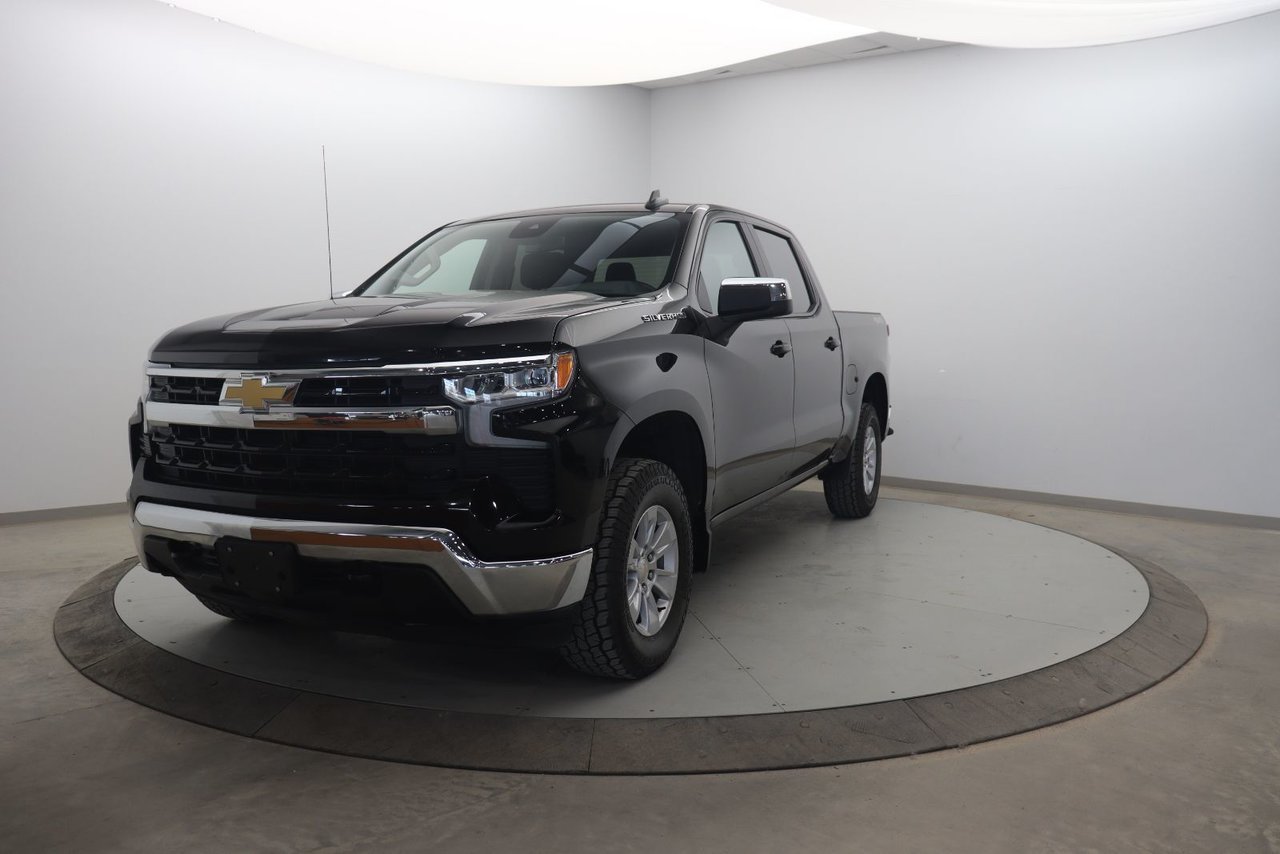 Chevrolet Silverado 1500 NIV 2GCUKDED4S1122348 2025 Noir Chicoutimi - photo #0