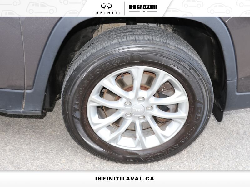 2019 Jeep Cherokee Blainville - photo #11