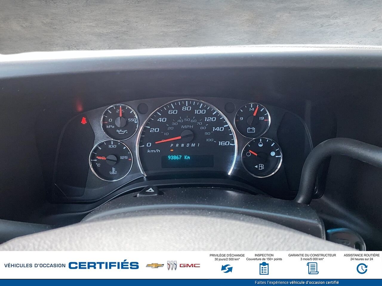 GMC Fourgonnette Savana utilitaire Traction arrière 2500 155 po 2019 Blanc Montmagny - photo #12