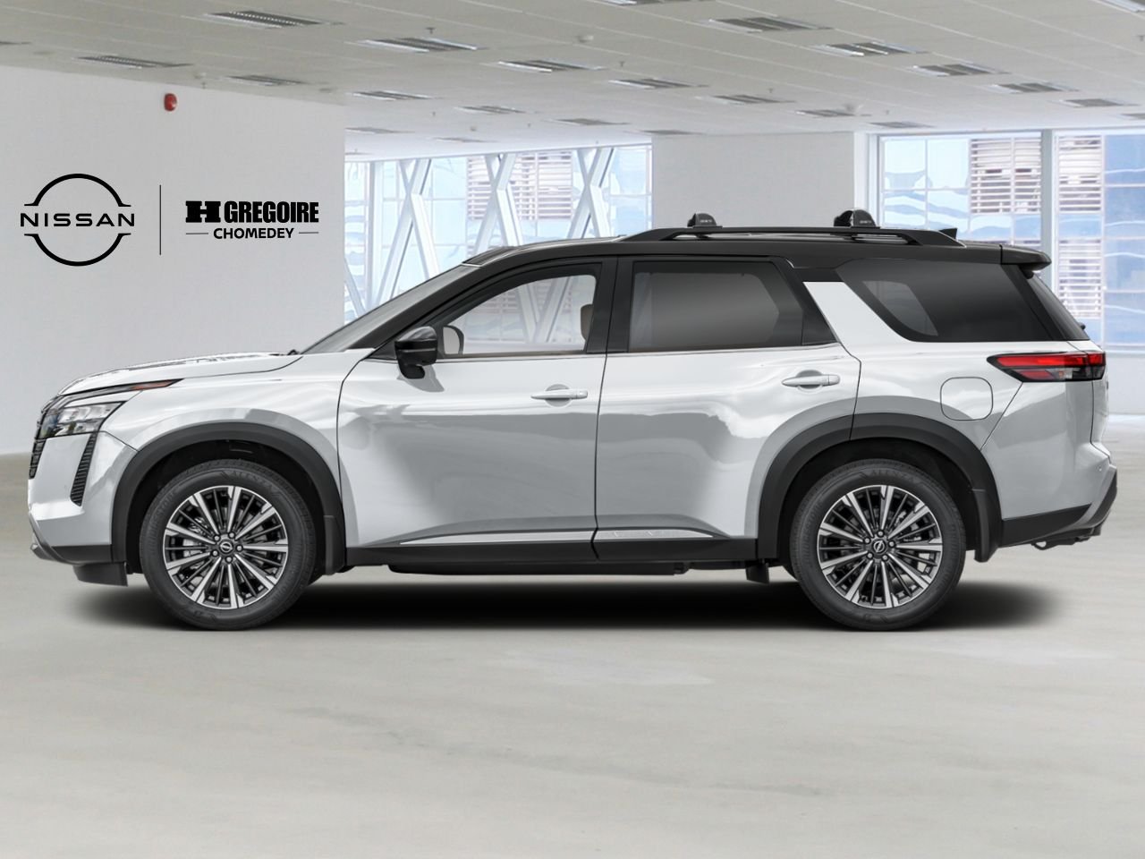 2026 Nissan Pathfinder Everest While Pearl Tricoat/Super Black Laval - photo #1