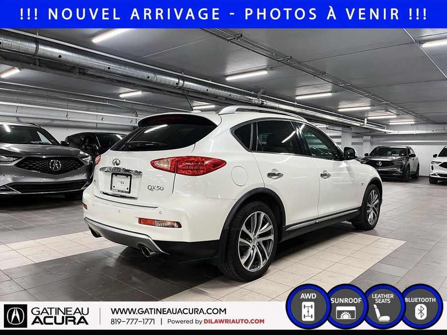 INFINITI QX50 *** CLEAN CARFAX + BAS KILOMÉTRAGE *** 2017 Blanc