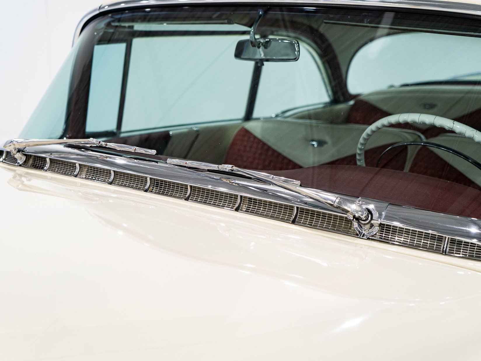 1956 Cadillac Eldorado Seville With Factory A/C | PRIX EN USD White Montreal - photo #49