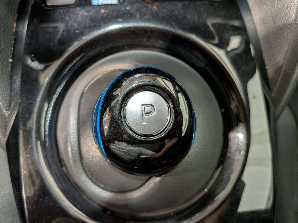 2019 Nissan LEAF SL Hatchback *Ltd Avail* Grey Val-David - photo #25