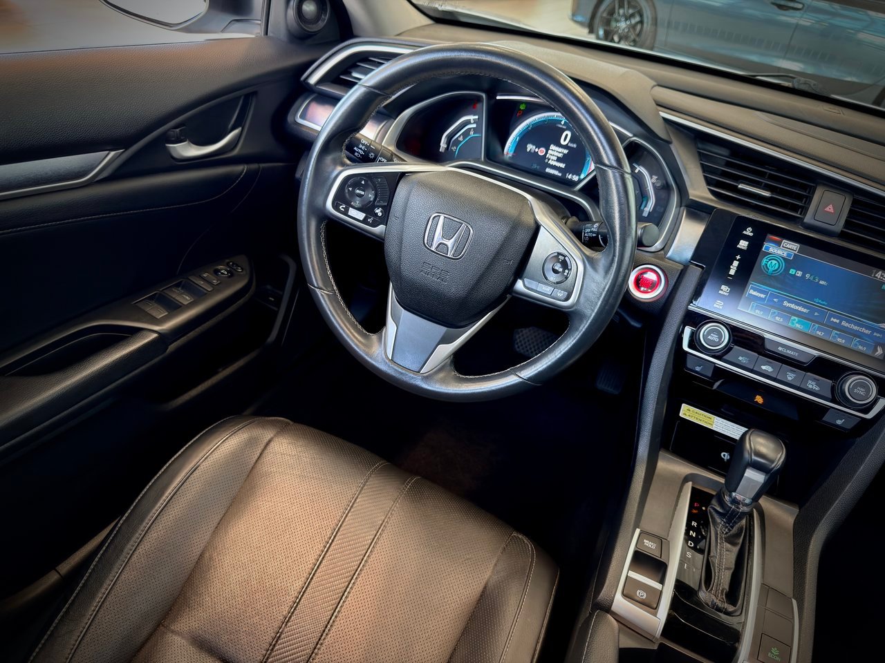 Honda Civic Sedan 2018 Blanc Notre-Dame-des-Prairies - photo #14