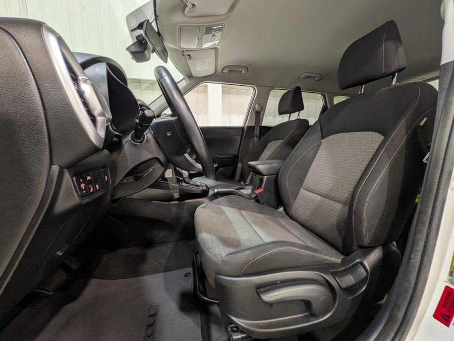 2022 Kia Soul 2022 White