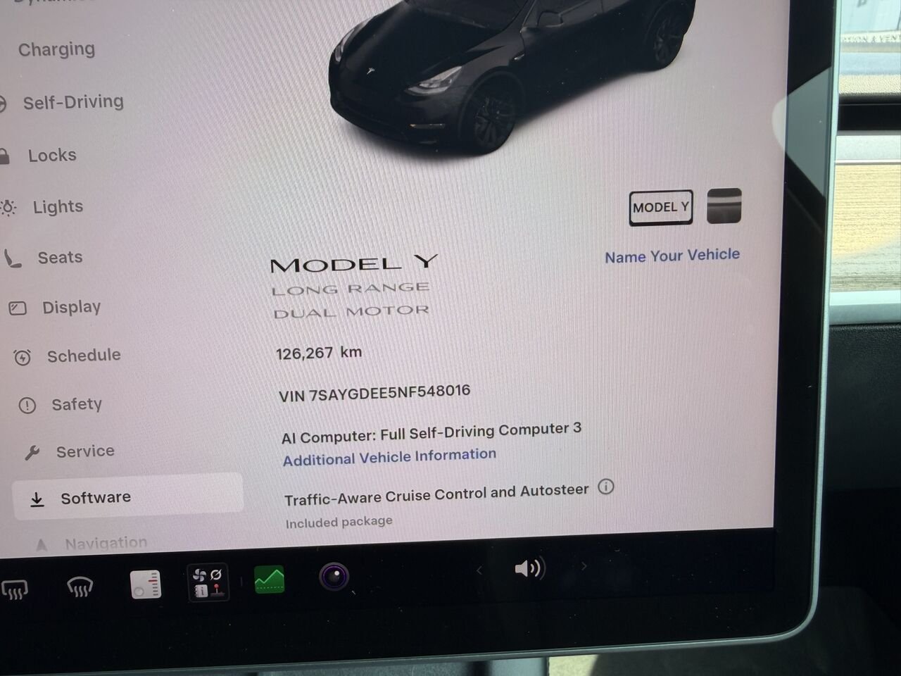 2022 Tesla Model Y LONG RANGE AWD Black Laval - photo #27