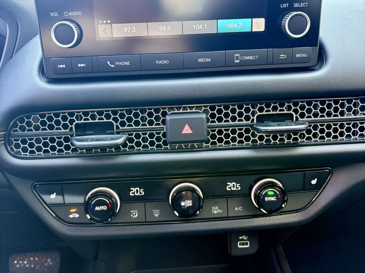 2025 Honda HR-V Blue Mont-Laurier - photo #19