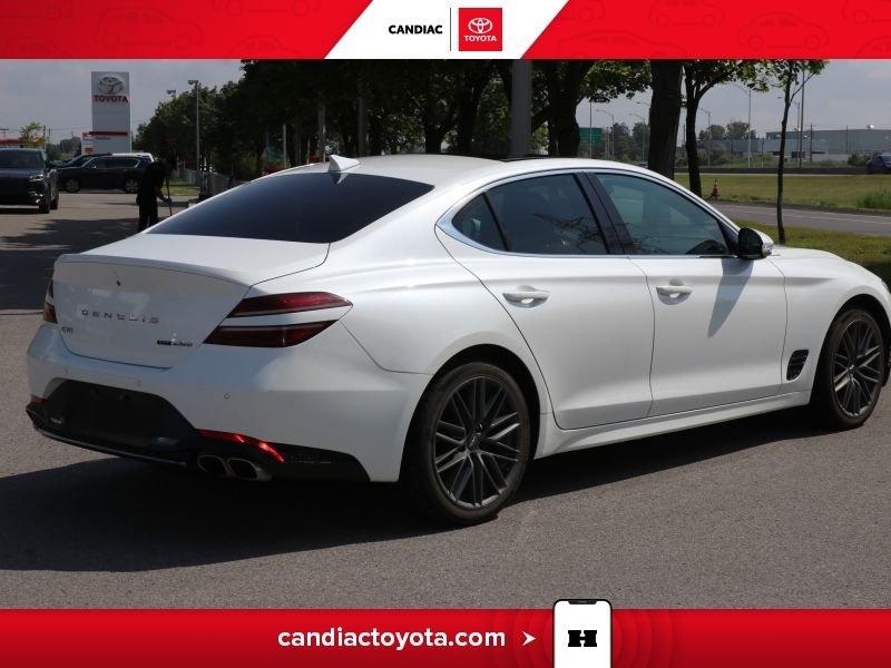 2022 Genesis G70 White Blainville - photo #10