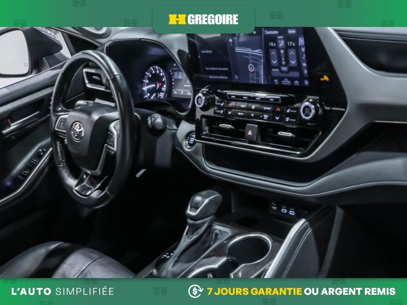 2022 Toyota Highlander Grey Laval - photo #25