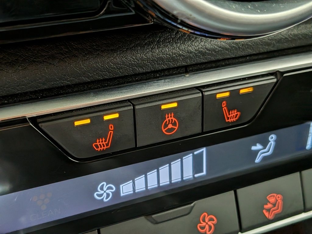 Nissan Sentra SR Manual 2024 Blanc Val-David - photo #2