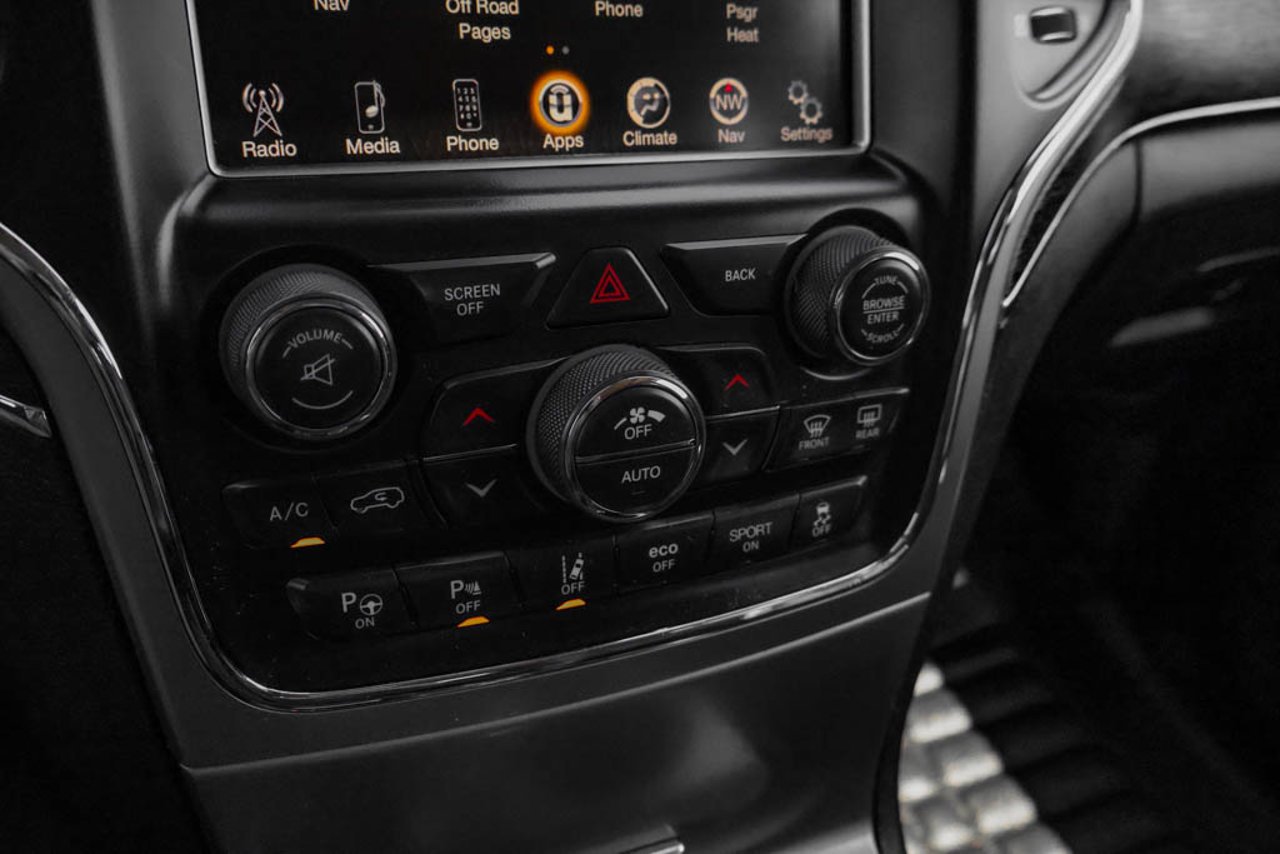 2017 Jeep Grand Cherokee 4WD 4dr Summit Black Sherwood Park - photo #26