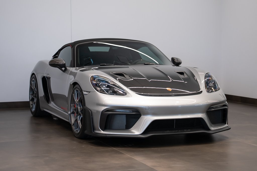 2024 Porsche 718 Spyder Silver Kirkland - photo #2