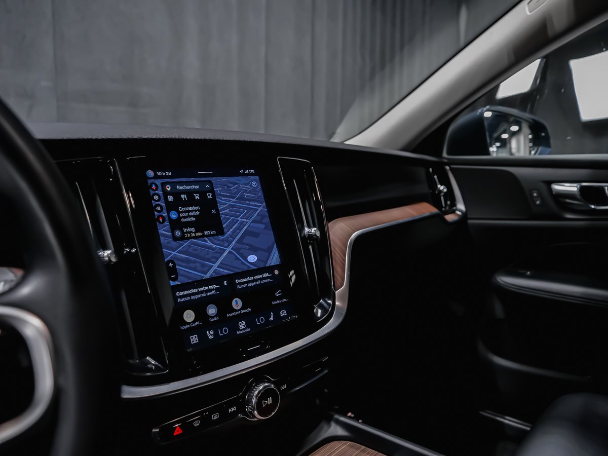 2023 Volvo V60 Cross Country B5 CORE CLIMATE Blue Montreal - photo #10
