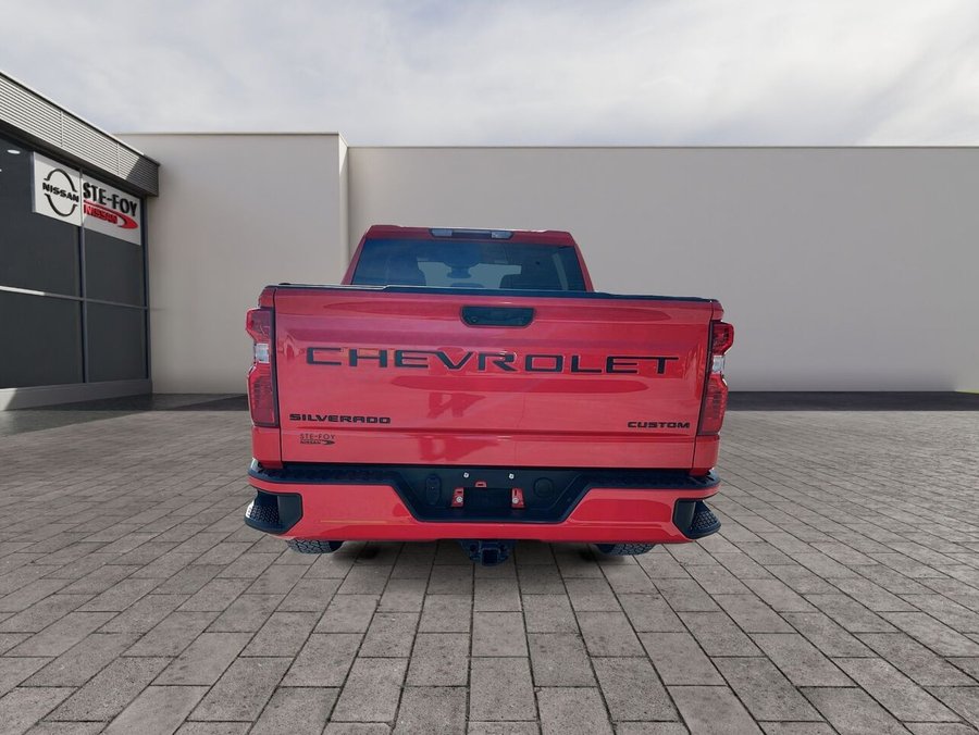2024 CHEVROLET SILVERADO K1500 CUSTOM 2024 Red