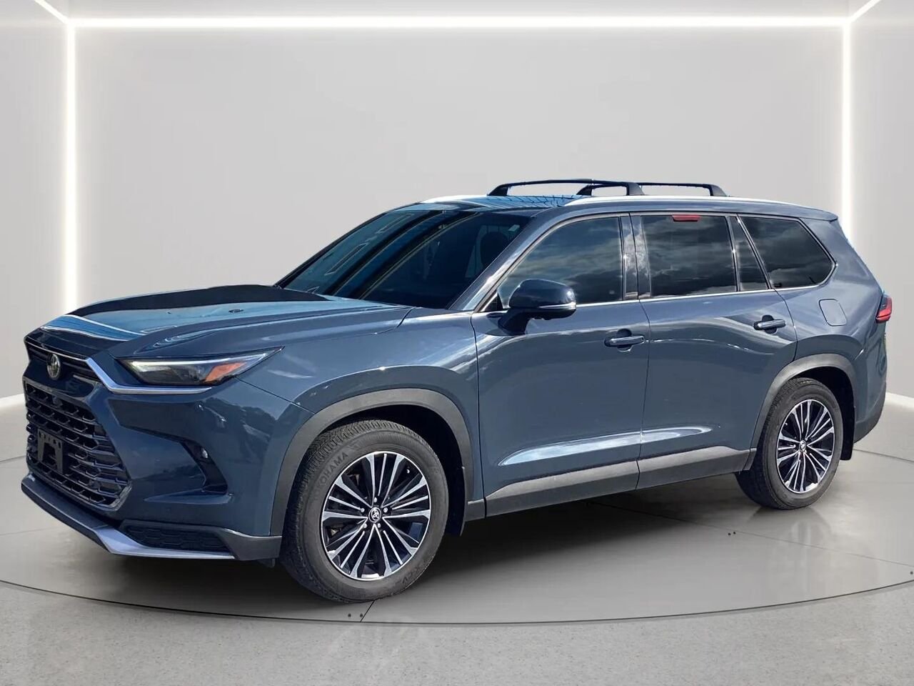 2024 TOYOTA GRAND HIGHLANDER PLATINUM HYB MAX Grey Gatineau - photo #0