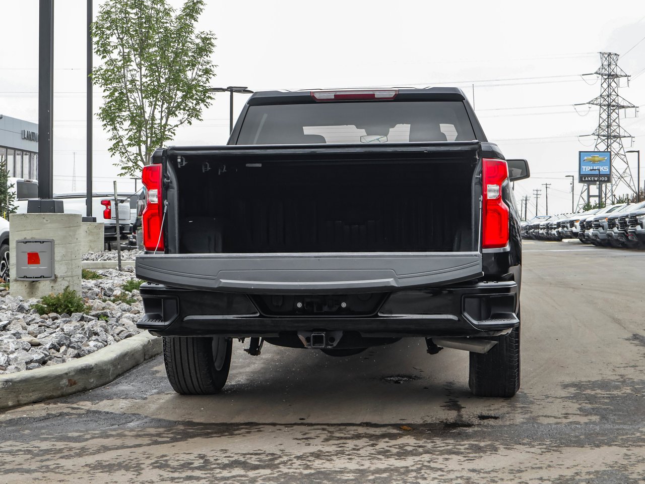 2024 Chevrolet Silverado 1500 4WD Crew Cab 147 RST Black Sherwood Park - photo #8
